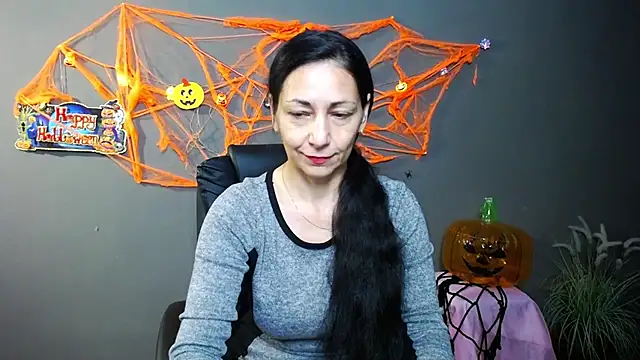 LiluGrants online show from October 23, 6:03 pm