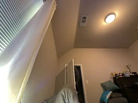 wynterheat online show from December 19, 10:24 pm