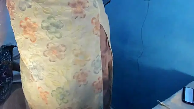 aarjulove online show from March 3, 3:07 pm