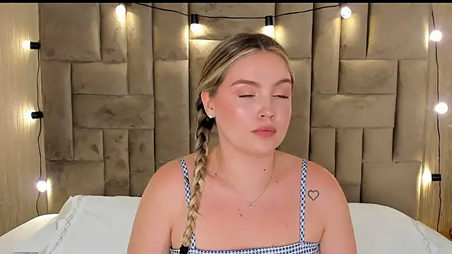 GaiaBaker online show from November 22, 6:32 pm