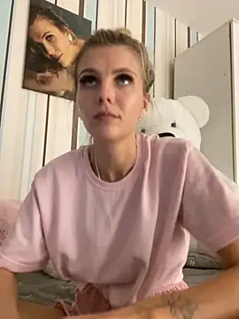 Snapshot of Liya_my chatting on September 9, 6:19 pm Liya my online show from September 9, 6:19 pm