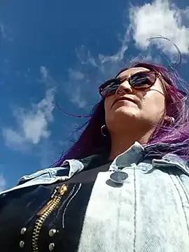 sophie banger online show from July 7, 8:00 pm