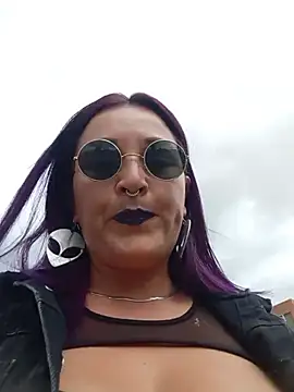 sophie banger online show from July 29, 8:53 pm