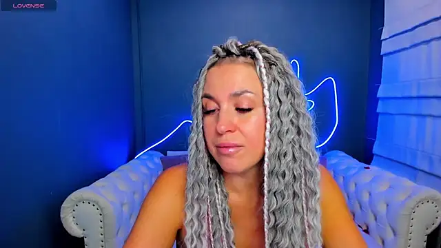 rock n roxy online show from March 14, 1:50 am