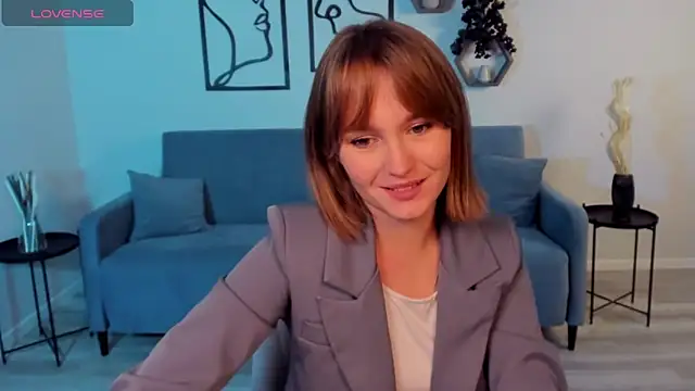 BritnieCute online show from October 22, 5:23 am