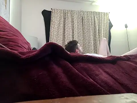 Drewpackn8 online show from February 18, 1:38 am