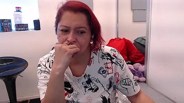 eva twiss online show from July 31, 2:07 pm