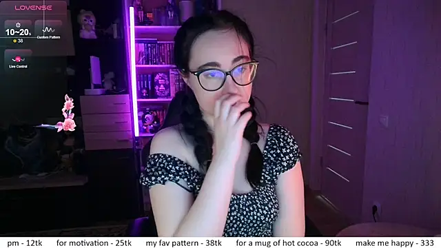 el sweety online show from June 1, 11:45 am