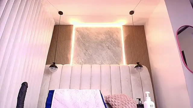 kata hazel online show from July 22, 7:15 pm