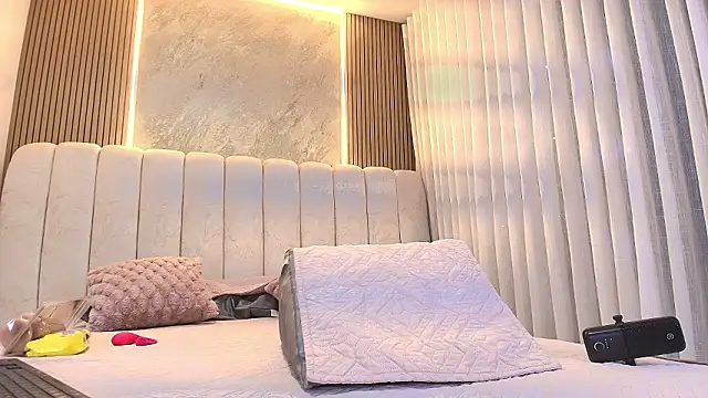 kata hazel online show from March 16, 7:18 pm