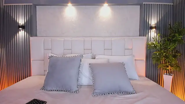 Alyssa Houston online show from July 18, 8:22 pm