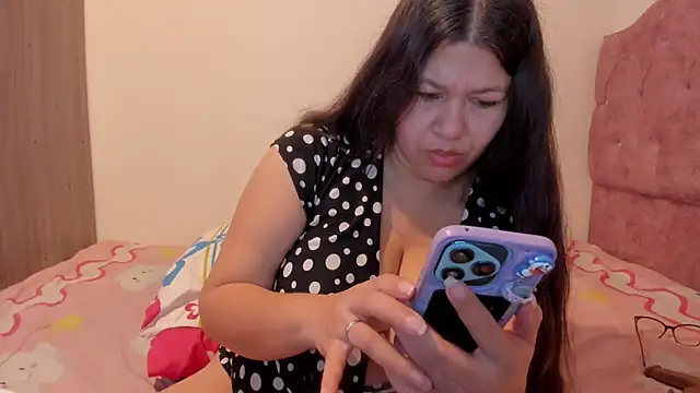 Catherine tabarezx online show from July 1, 12:59 pm