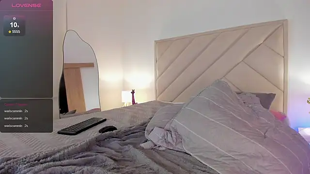 sofiiajones online show from June 10, 2:33 am