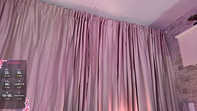 candyy bella online show from April 28, 12:09 pm