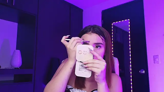 TinaJonnes  online show from March 7, 7:04 am