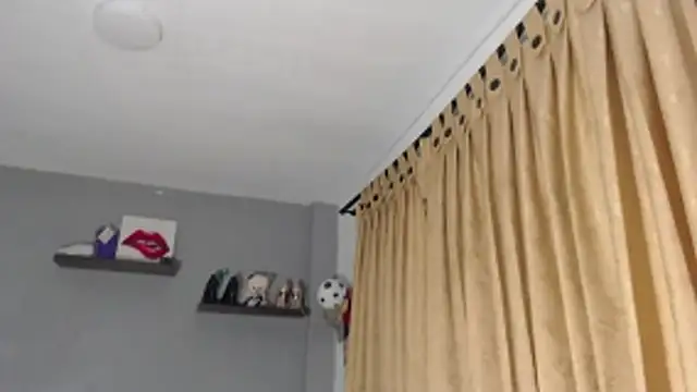 SusanLeroy online show from February 19, 9:53 am