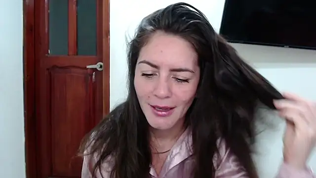 Hanny 24 online show from July 31, 10:27 am