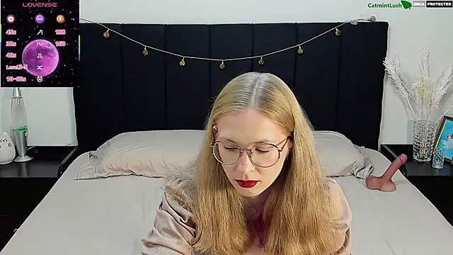 CatmintLush online show from June 28, 11:44 pm