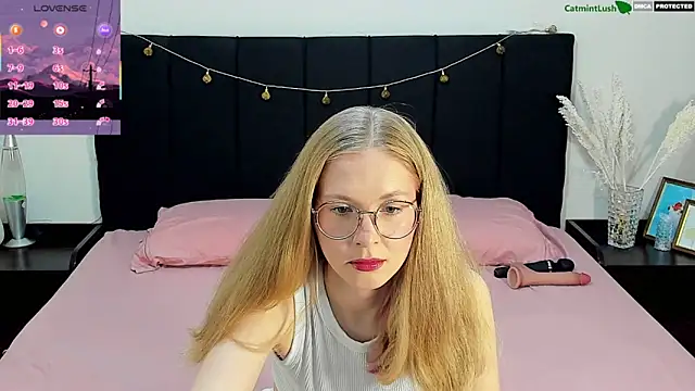 CatmintLush online show from June 16, 11:39 pm