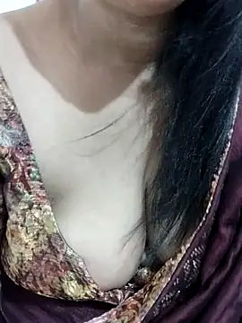 Urmila bhabhii online show from June 29, 3:02 am