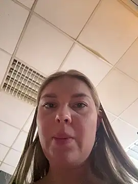 wet denise online show from March 6, 10:05 pm