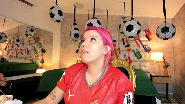 MelaniieRoux online show from June 21, 3:43 am