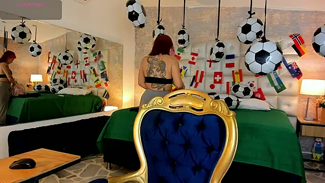 MelaniieRoux online show from July 1, 7:46 pm