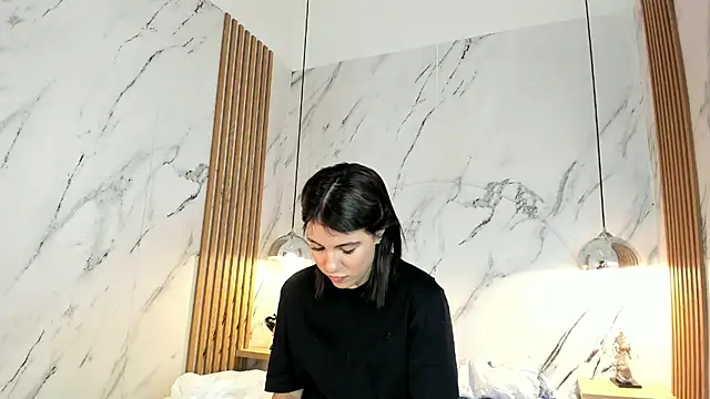MelaniieRoux online show from July 26, 3:14 am