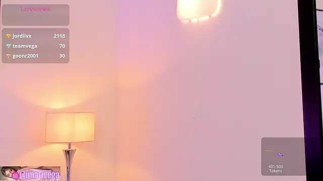 Snapshot of ariivega chatting on September 26, 9:51 am ariivega online show from September 26, 9:51 am