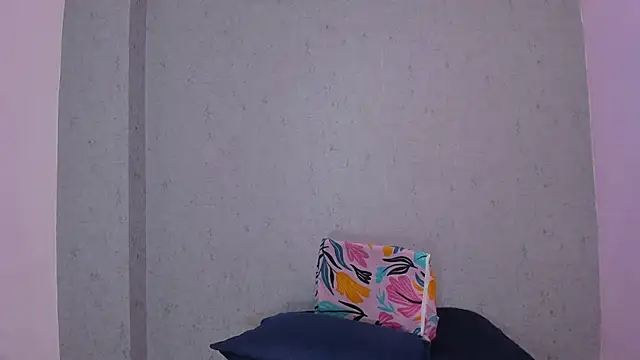 Tiffany mendez online show from October 15, 12:19 pm