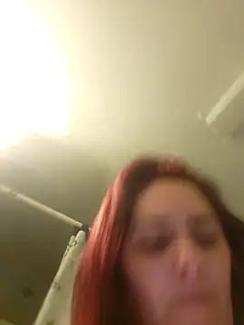 lilbishmiss online show from April 4, 2:54 am