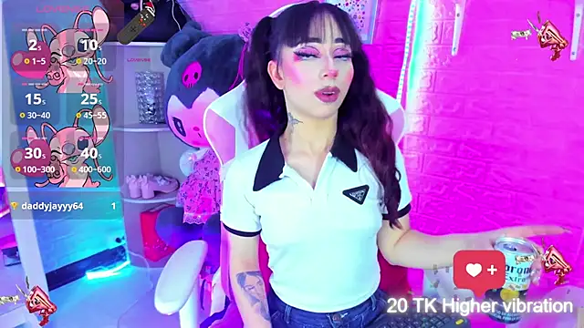 hanna  azumi online show from November 9, 4:08 am