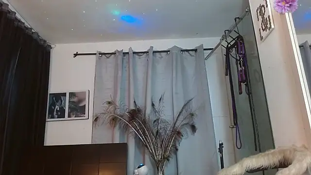 Snapshot of georgina_ms chatting on October 30, 6:42 pm georgina ms online show from October 30, 6:42 pm