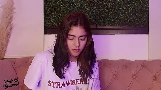 natalia aguirre1 online show from March 18, 12:32 pm