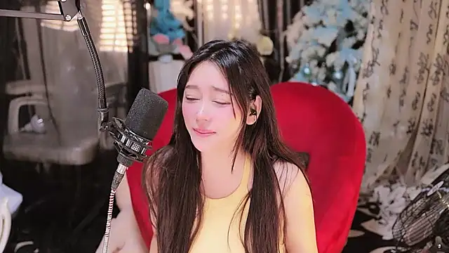 Missy Nana21 online show from November 10, 4:35 pm