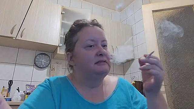 Snapshot of melissaBlessing chatting on October 6, 2:17 am melissaBlessing online show from October 6, 2:17 am