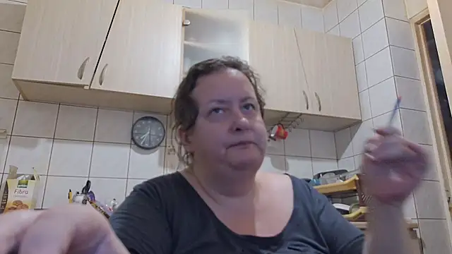 Snapshot of melissaBlessing chatting on September 24, 4:33 am melissaBlessing online show from September 24, 4:33 am
