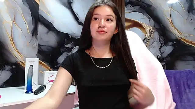 lilimini032 online show from June 10, 8:51 pm