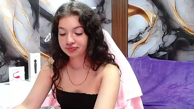 lilimini032 online show from June 17, 8:21 pm