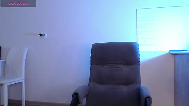 Eva Hailey  online show from July 9, 5:10 am