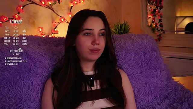 GillianDowdey online show from November 26, 3:40 am