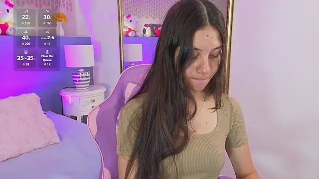 CheryelFox online show from August 4, 8:59 pm