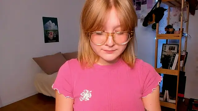 leazy peazy online show from October 15, 6:49 am