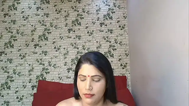 Snapshot of XIndianintimacy chatting on September 23, 6:28 pm XIndianintimacy online show from September 23, 6:28 pm