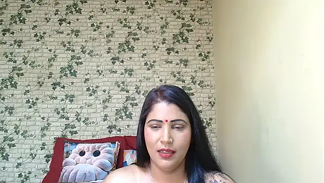 XIndianintimacy online show from February 3, 8:45 pm