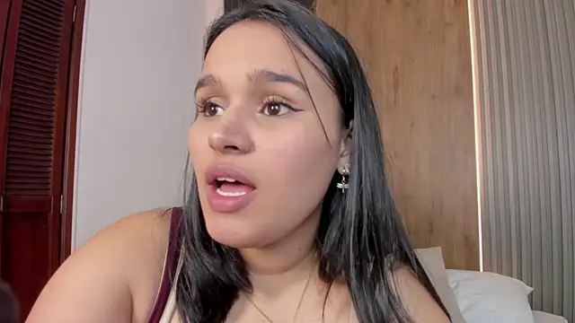 lia sexx19 online show from May 29, 2:20 am