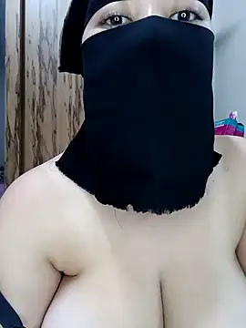 Hot NoNa online show from October 12, 6:10 pm