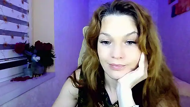 impossibleluna online show from June 5, 7:53 pm
