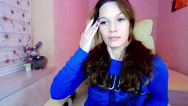 impossibleluna online show from May 1, 9:07 pm