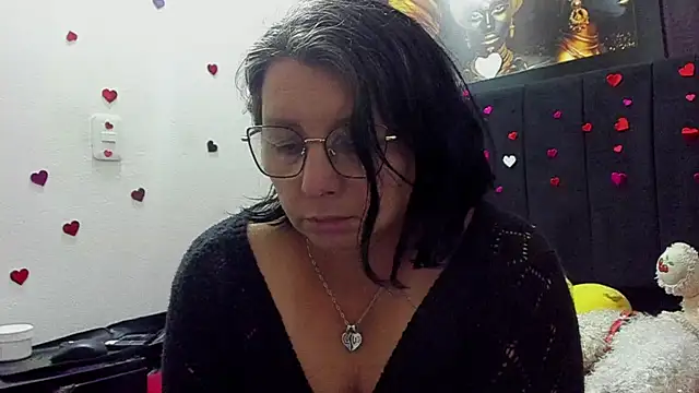 Evaaross 2345 online show from July 25, 8:16 pm